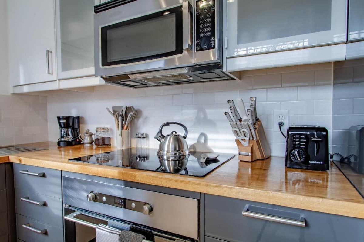 Апартаменты 2-Br Petworth Pad Walk To Metro Subway Вашингтон Экстерьер фото